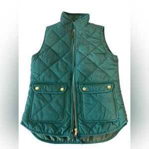 ❤️ J Crew emerald lightweight puffer vest